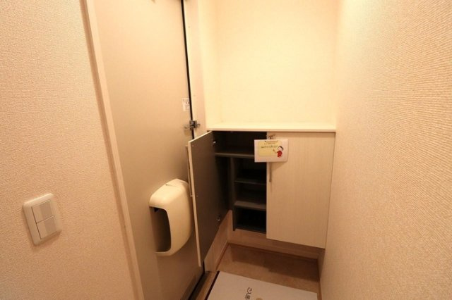 ボナール Ｂの玄関|シューズボックス