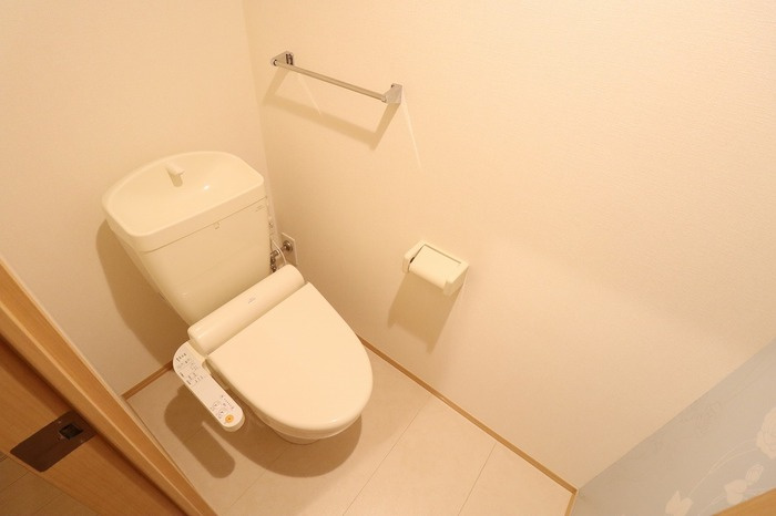 スバルコーポＣのトイレ|温水洗浄暖房便座