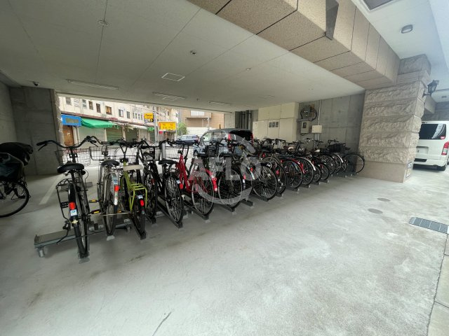Luxe田辺のその他共用部分|Luxe田辺　駐輪場