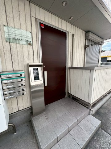 【エントランス】