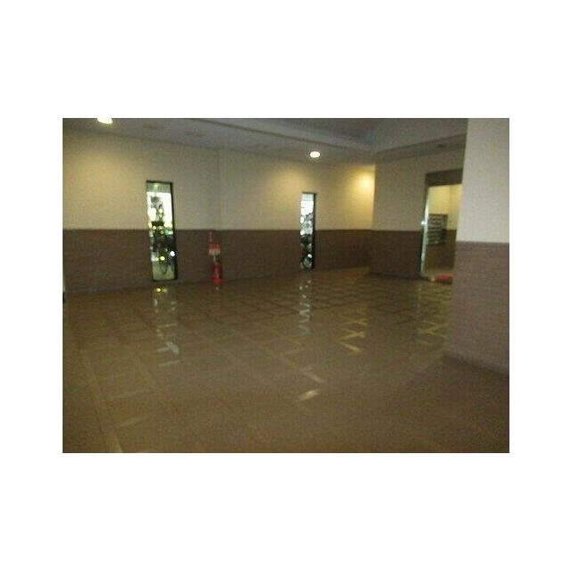 ライオンズプラザ池之端のロビー