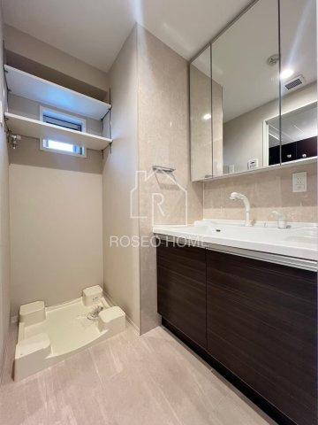 ラグレース天六の洗面所