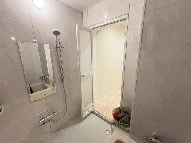 パラティーノ仲西の浴室