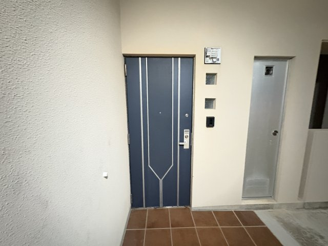 パラティーノ仲西の玄関