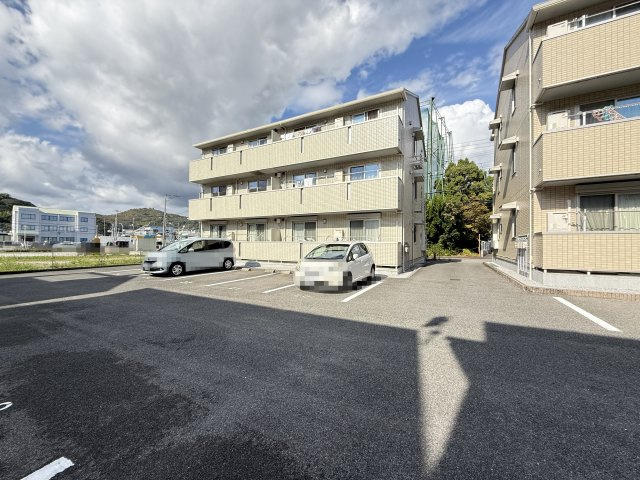 グランディオ A棟の外観