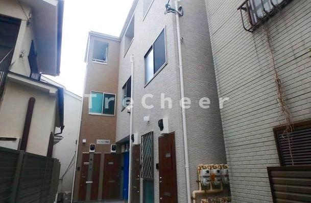 コンフォール駒込のエントランス