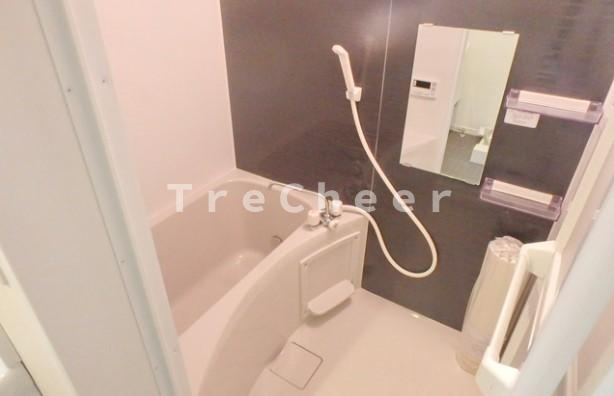 コンフォール駒込の浴室