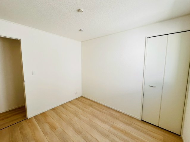 ♥♥糸満市大度第1-5号棟の洋室|スタンダードな洋室です