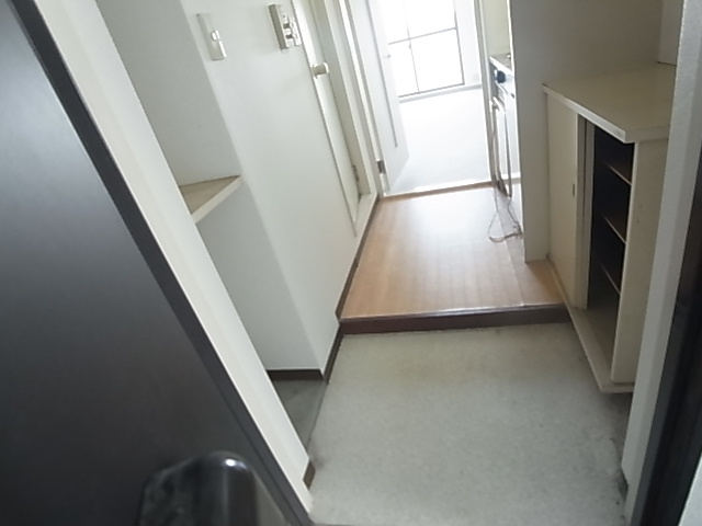 ドムールコスモス魚崎の玄関