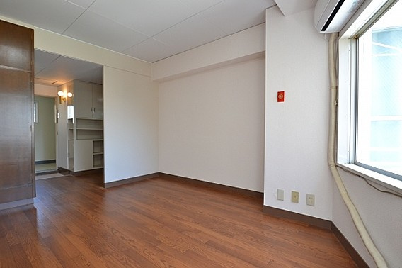 マンション桂の居間・リビング