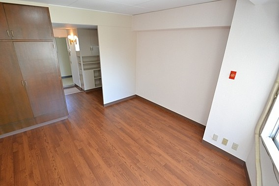 マンション桂の居間・リビング