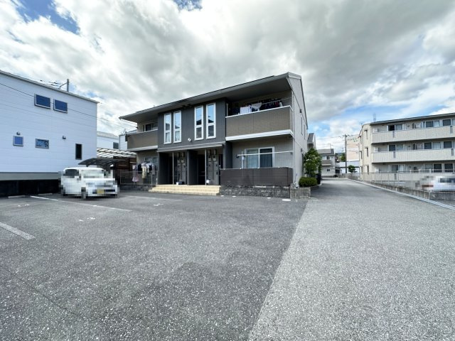 サンハイム青葉 C棟の外観