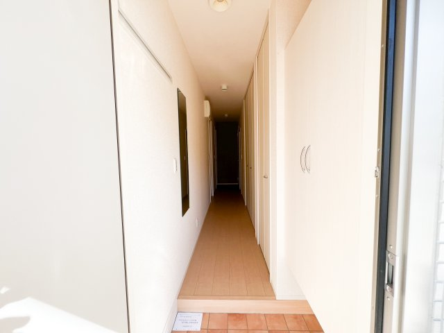 サンハイム青葉 C棟の玄関