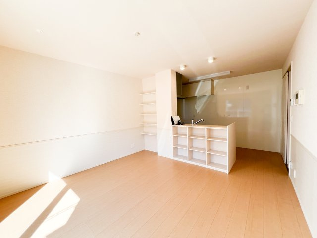 サンハイム青葉 C棟の居間・リビング