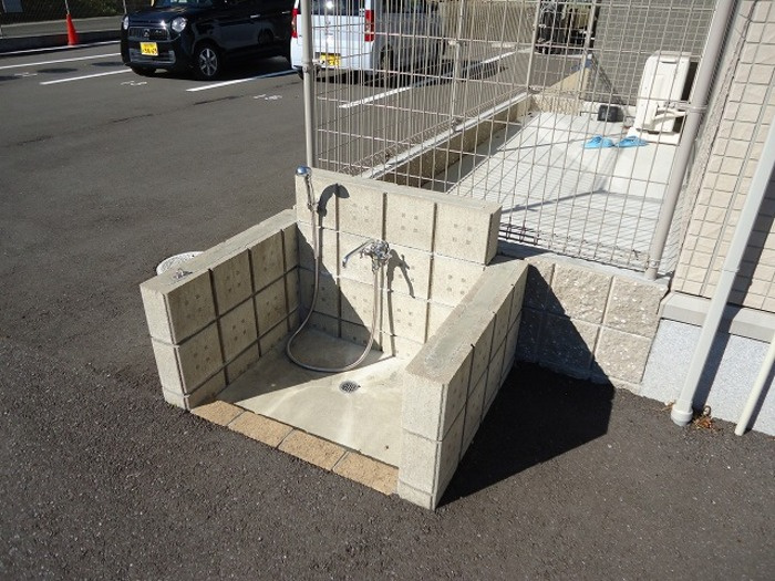 サンハイム青葉 C棟のエントランス