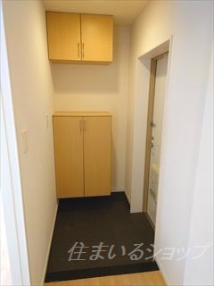 広島市安佐北区口田南１丁目の賃貸マンションの玄関|シューズボックス