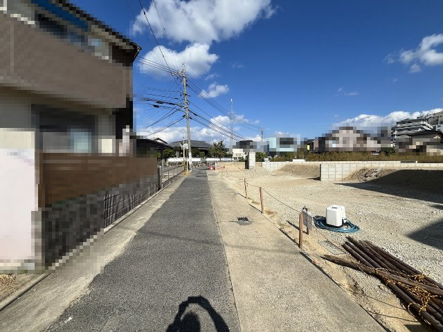 【その他】 | 福岡市東区奈多1丁目2期　5号棟（全6棟）【仲介手数料無料・0円】 | 現地写真。前面道路です。