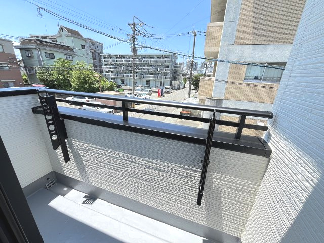 【バルコニー】 | 福岡市東区奈多1丁目2期　5号棟（全6棟）【仲介手数料無料・0円】 | 施工例。施工例は完成時と異なる場合があります。
