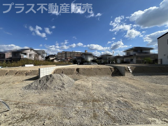 【外観】 | 福岡市東区奈多1丁目2期　5号棟（全6棟）【仲介手数料無料・0円】 | 現地写真。プラス不動産販売なら、現場の全ての棟をまとめてご見学頂けます。