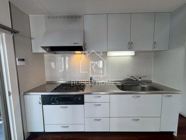 アパートメントK'S福島のキッチン