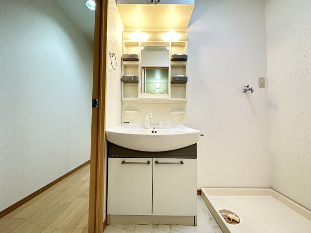 ブルージュ･ＴＡＫＡＳＯＮＥの独立洗面台