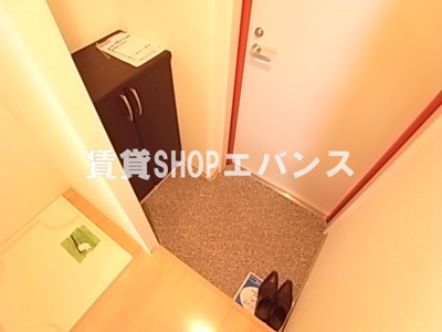 【玄関】 | ミリアビタNO.11 | 明るい玄関です