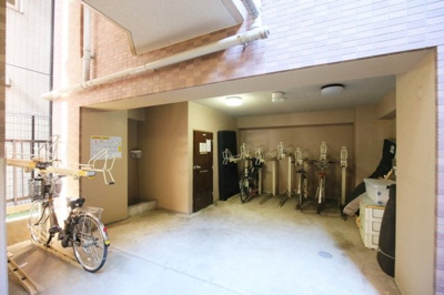 【その他共用部分】 | エスコート芝公園 | 駐輪場