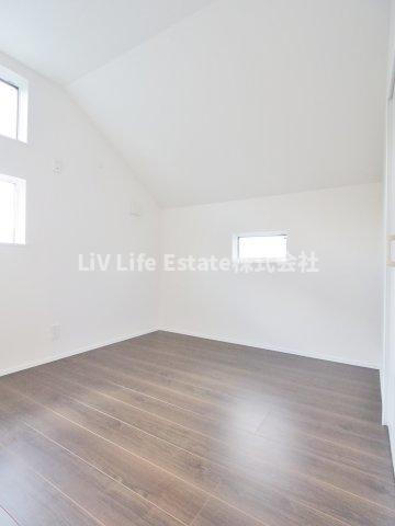 マイホームネクスト滝山5丁目の洋室