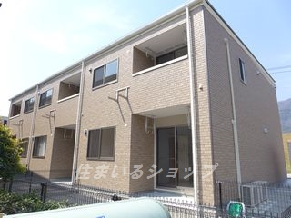 広島市安佐北区深川２丁目のアパートの外観|専用庭側の外観です