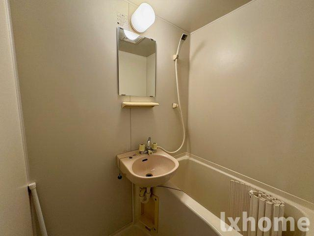 シャンブル南春日丘の浴室