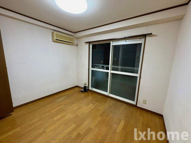 シャンブル南春日丘の居間・リビング