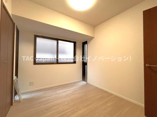 ダイアパレス八広花水木通りトリニティの洋室|感性を育むプライベートルームはシンプルでスマートな空間。好みの空間で読書をしたり、音楽を聞いたりと一人の時間も充実したものにできます。