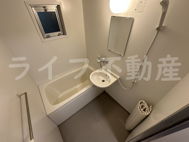 メゾン北深江の浴室|お風呂です