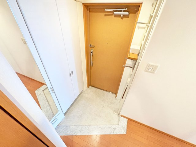 アルファステイツ垂水星が丘の玄関|玄関