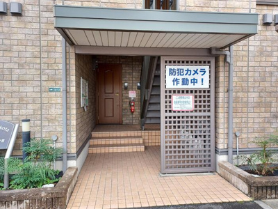 【エントランス】 | ジョイフルヨコタ3