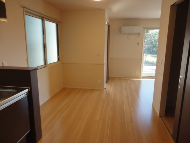 プランドール南国 A棟の居間・リビング|LDK