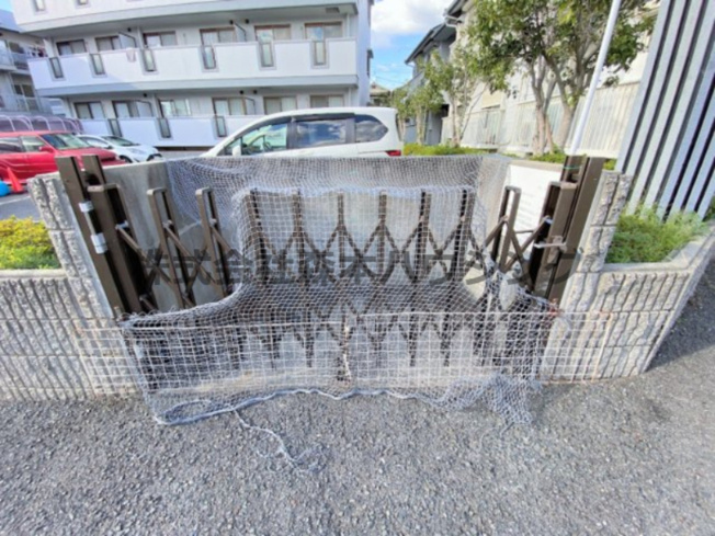 【その他共用部分】 | 　フラット・タームー | 専用ごみ置き場です