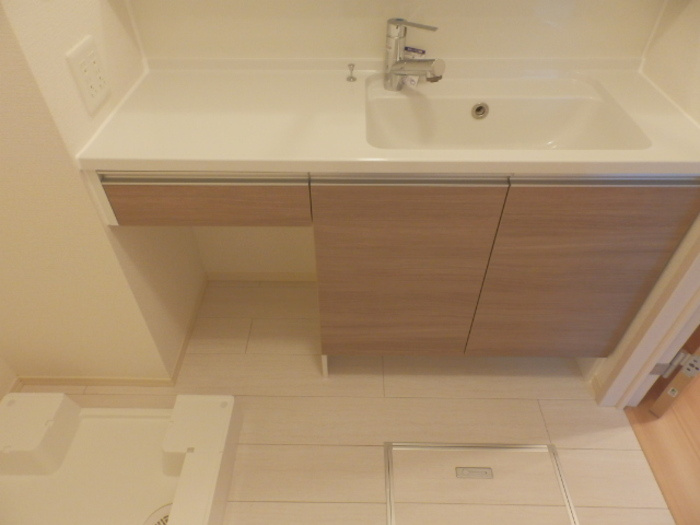 セジュールのいちの独立洗面台|洗髪洗面化粧台