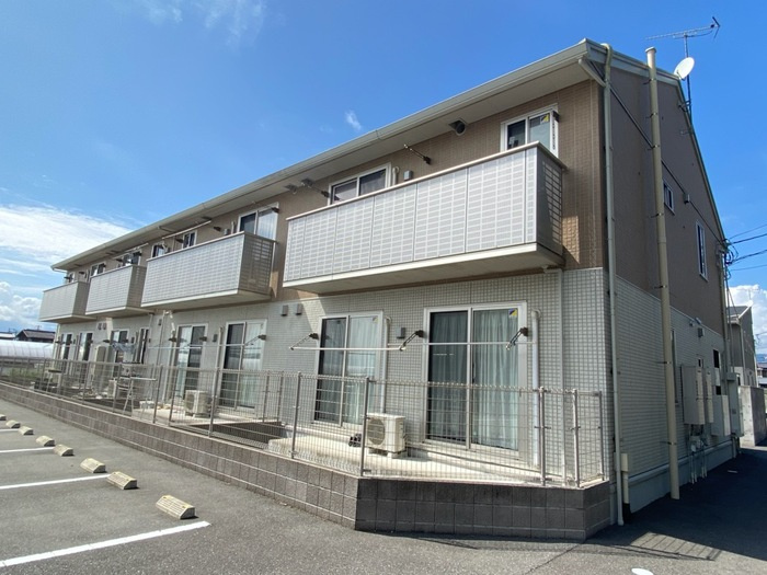 グランヴァリ B棟の外観|外観