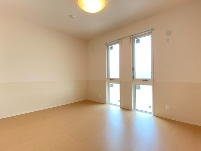 グランヴァリ B棟の洋室|北西洋室