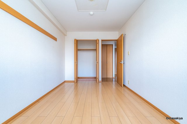 メゾン・ド・ポプラの洋室