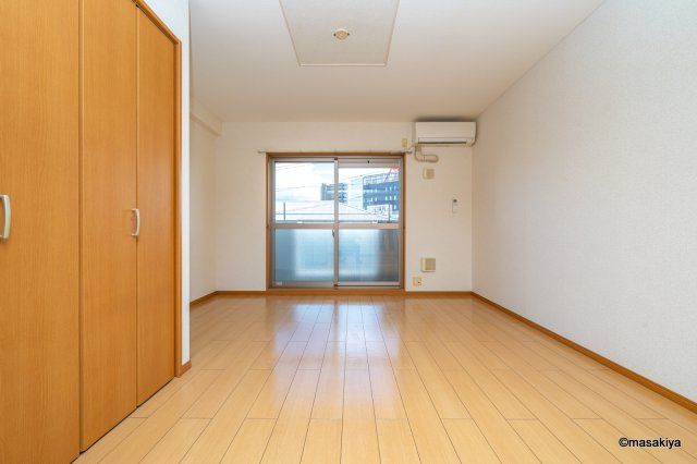 メゾン・ド・ポプラの居間・リビング