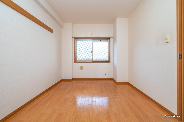 メゾン・ド・ポプラの洋室