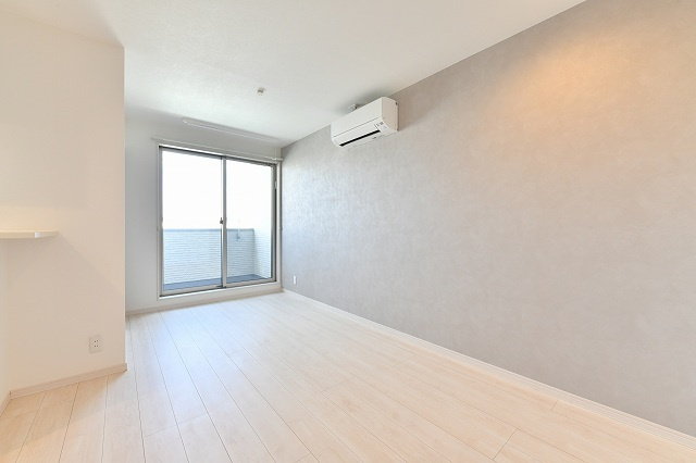 ＲＥＧＡＬＥＳＴ　ＣＡＲＡＴ(レガリストカラット)の居間・リビング