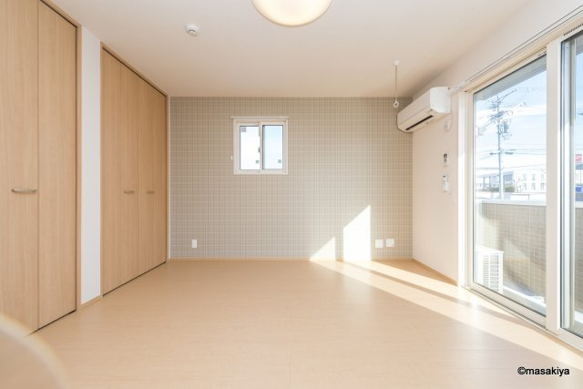 フローラ稲葉の居間・リビング