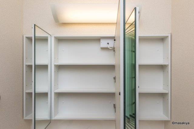 フローラ稲葉の洗面所