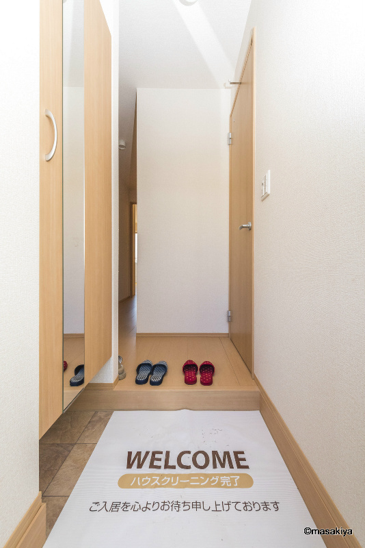 フローラ稲葉の玄関|玄関