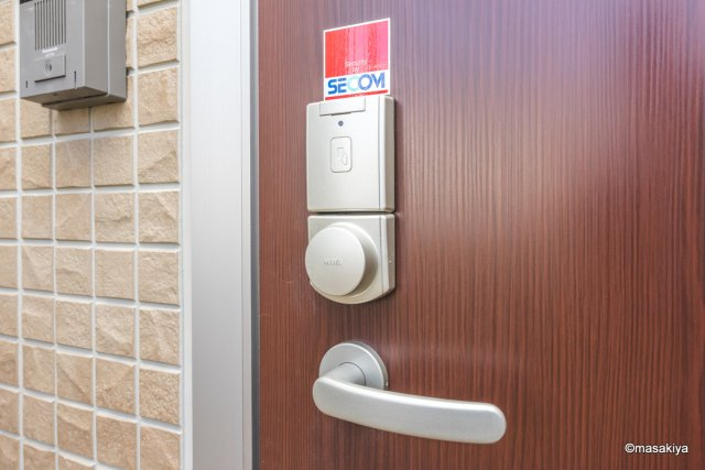 フローラ稲葉のエントランス