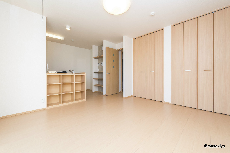 フローラ稲葉の寝室|寝室