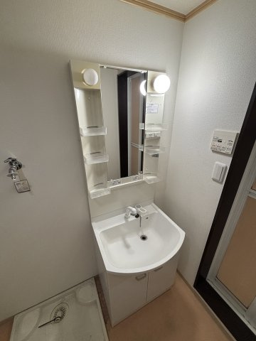 アーク船橋の独立洗面台